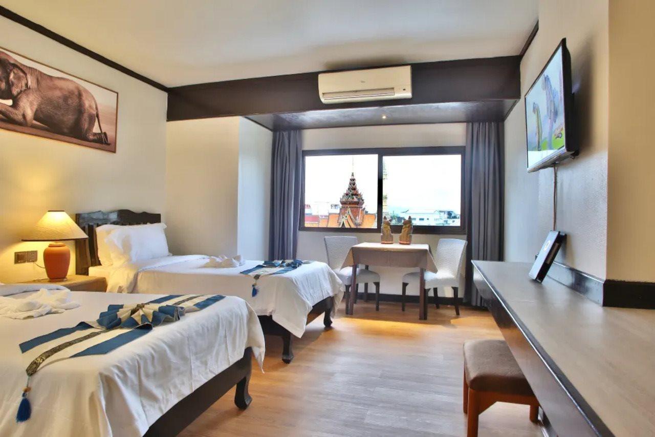 Thapaeplacehotel Chiang Mai Luaran gambar