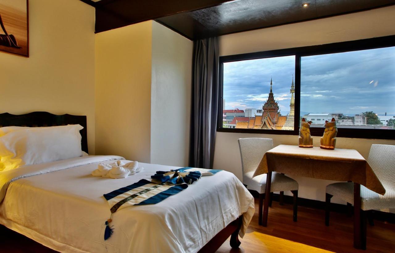 Thapaeplacehotel Chiang Mai Luaran gambar