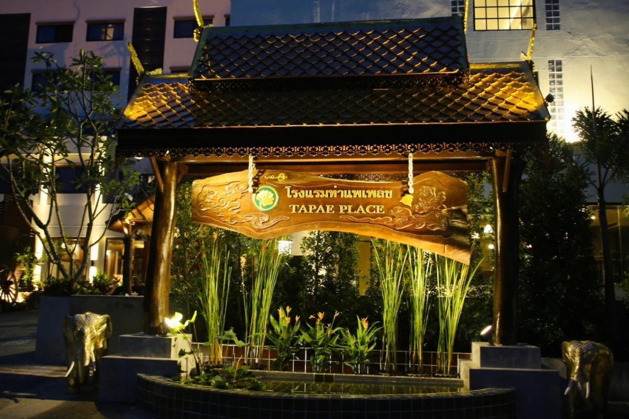 Thapaeplacehotel Chiang Mai Luaran gambar
