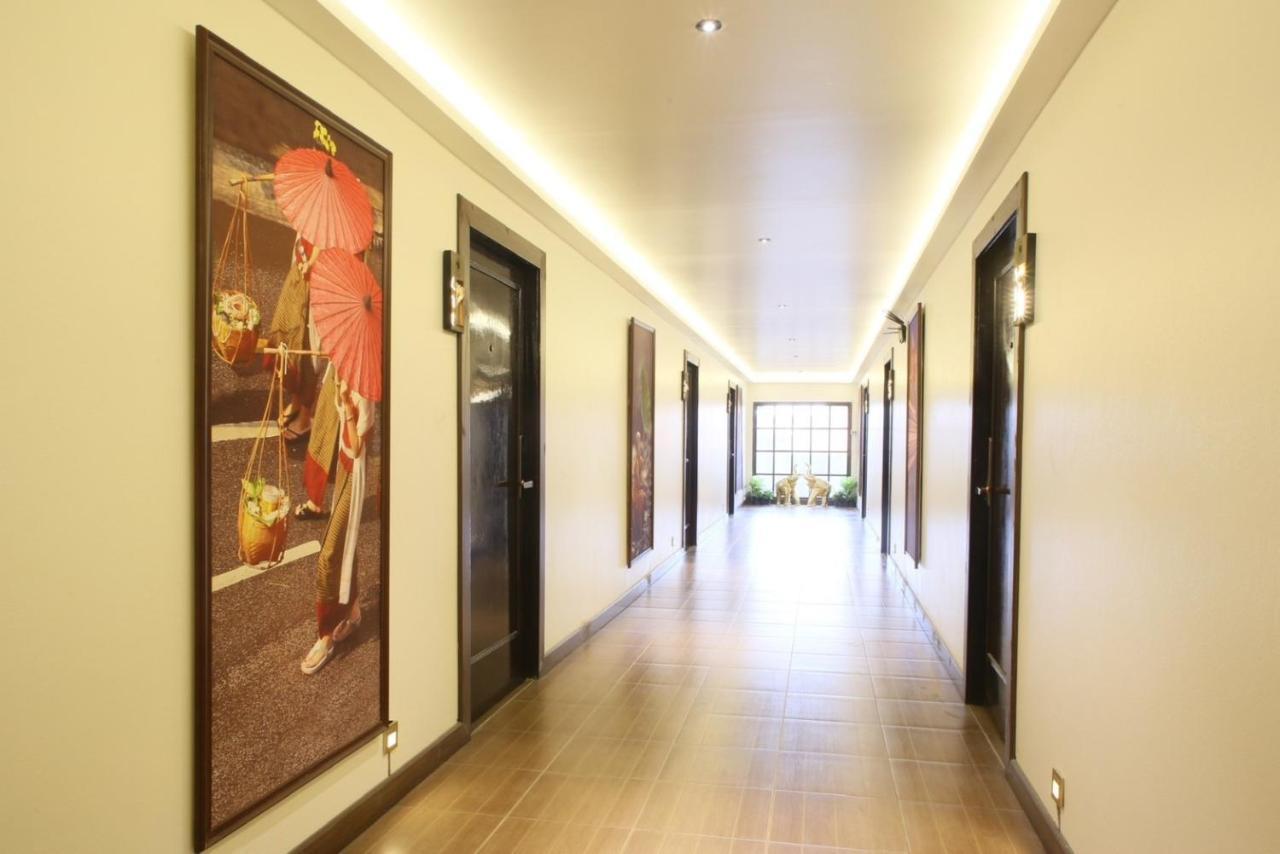 Thapaeplacehotel Chiang Mai Luaran gambar
