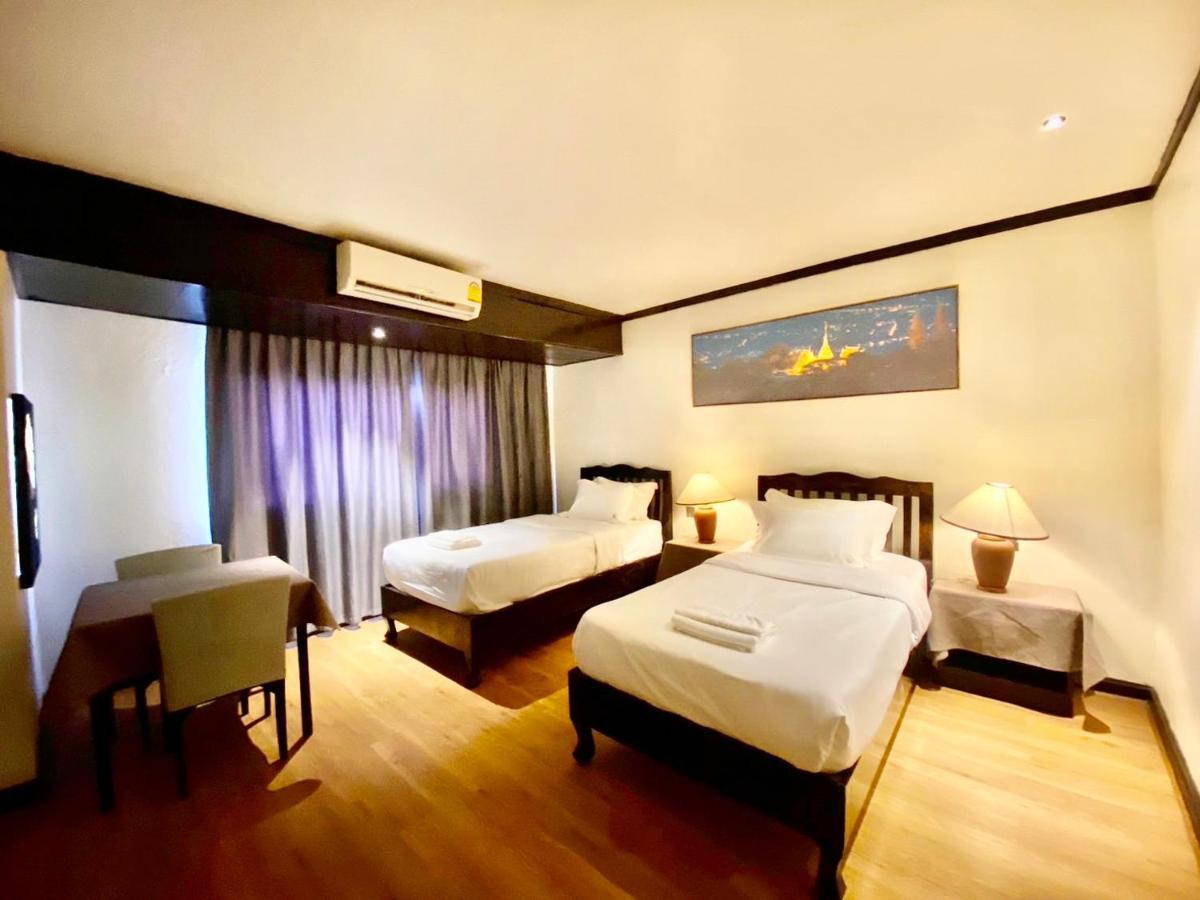 Thapaeplacehotel Chiang Mai Luaran gambar