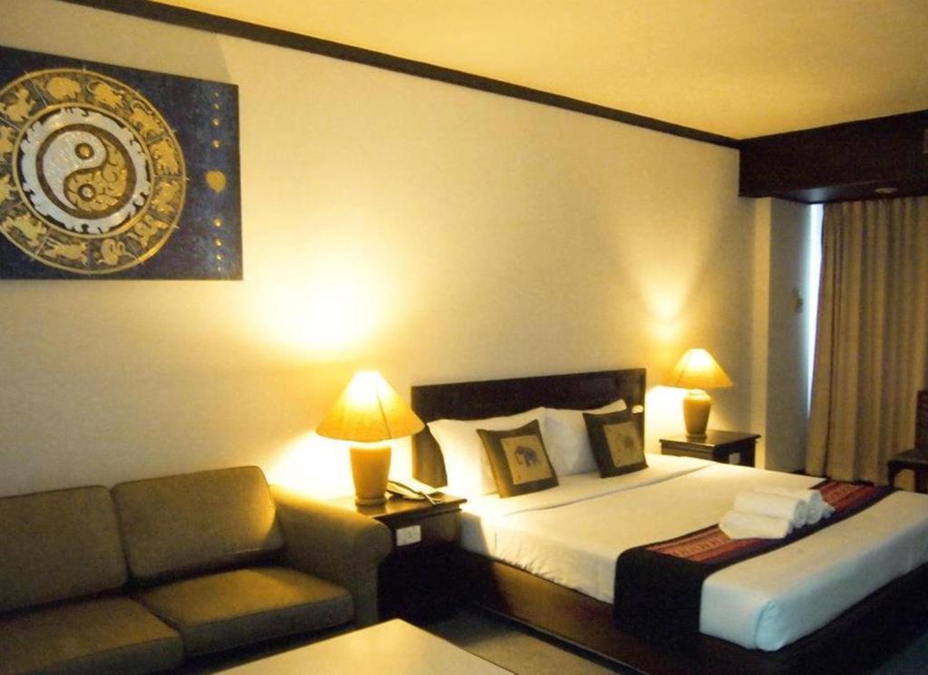 Thapaeplacehotel Chiang Mai Luaran gambar
