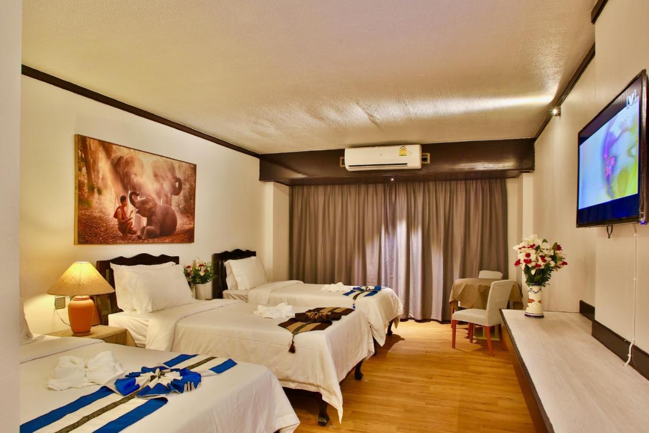 Thapaeplacehotel Chiang Mai Luaran gambar