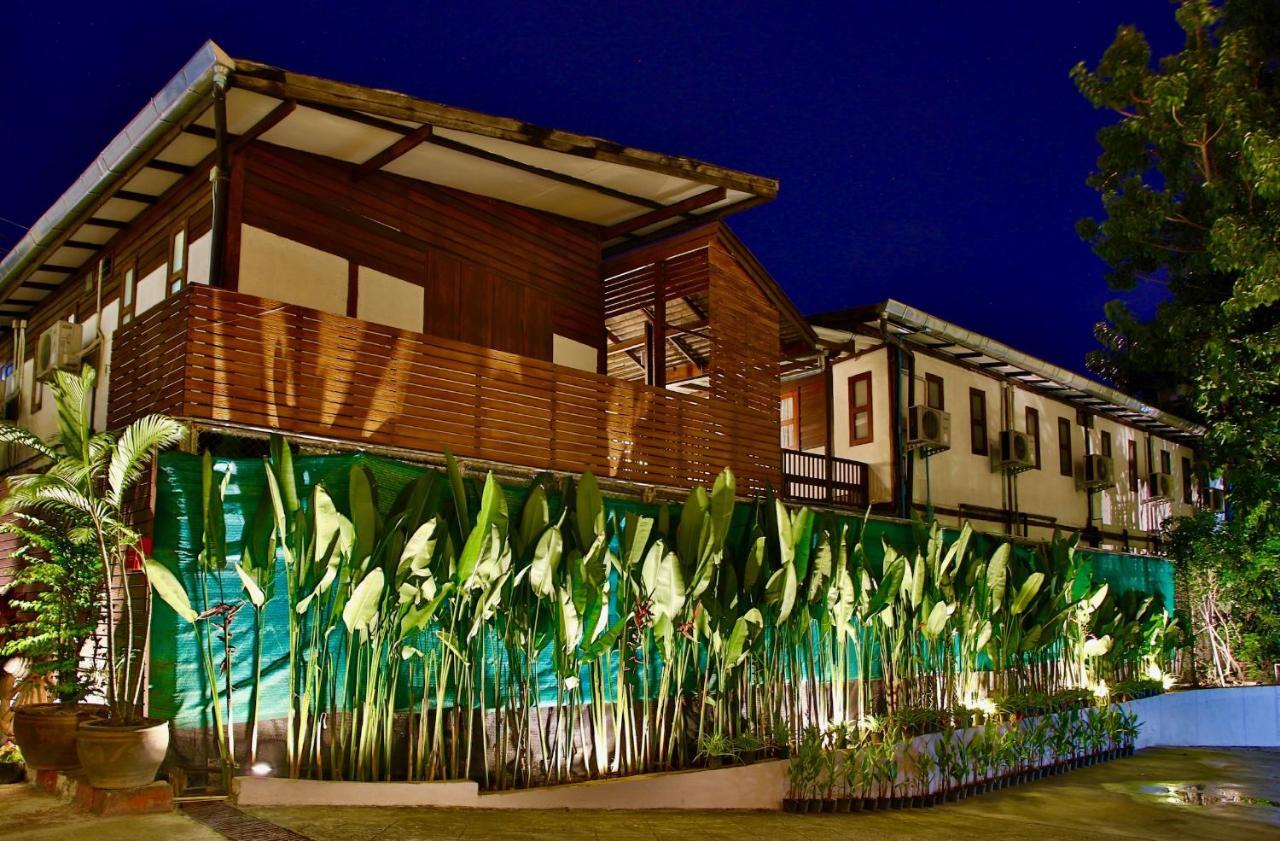 Thapaeplacehotel Chiang Mai Luaran gambar