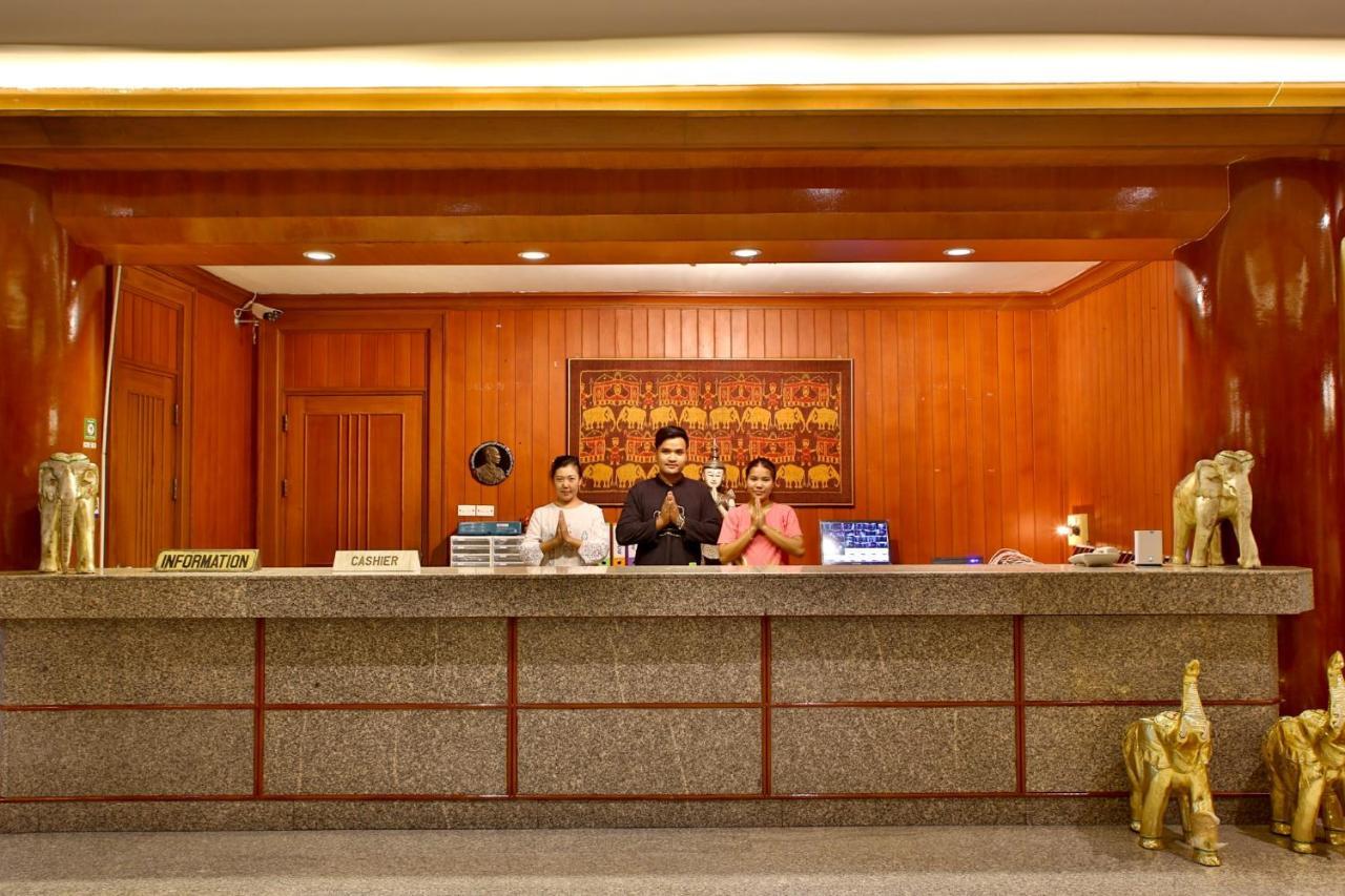 Thapaeplacehotel Chiang Mai Luaran gambar