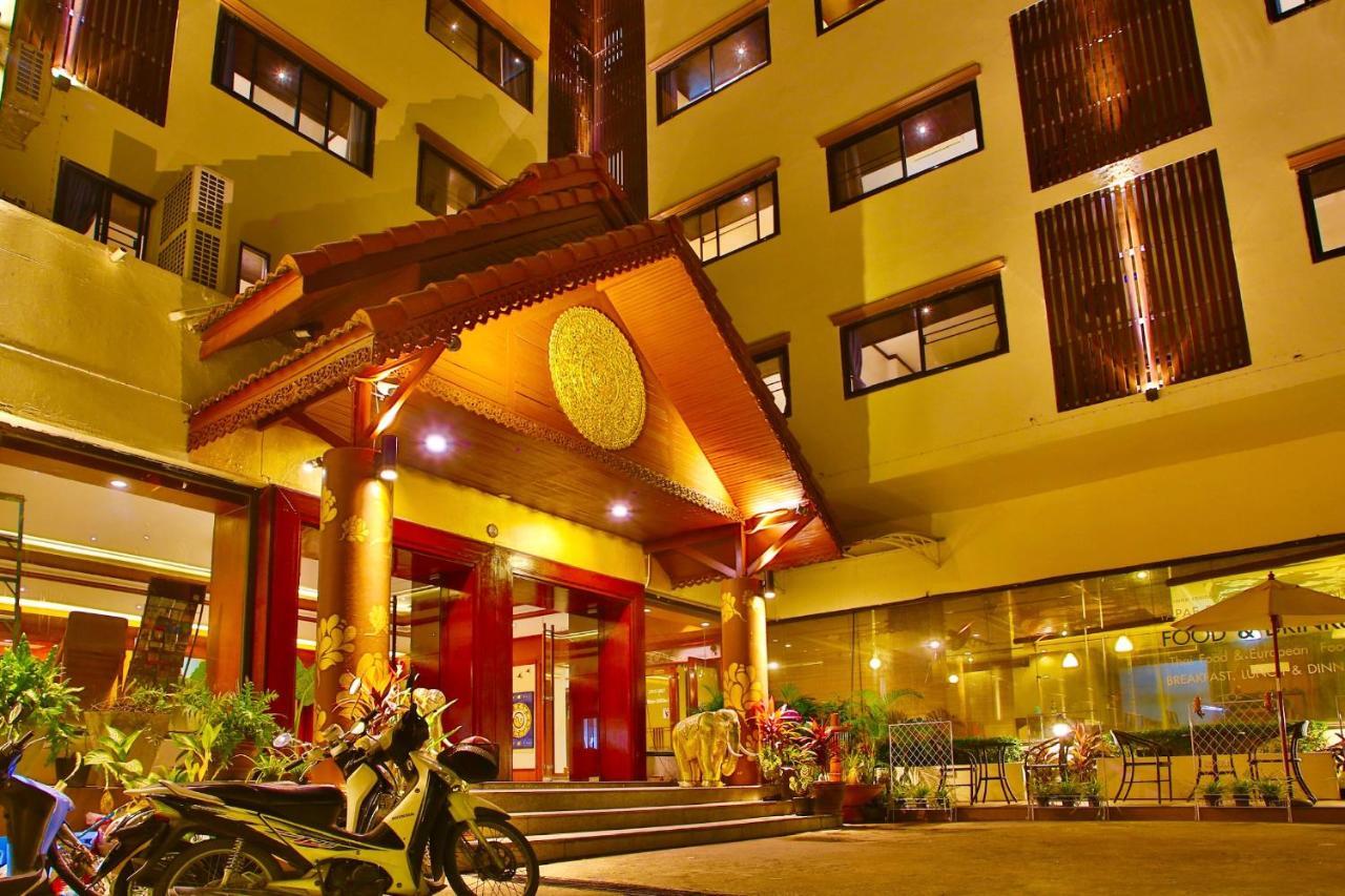 Thapaeplacehotel Chiang Mai Luaran gambar