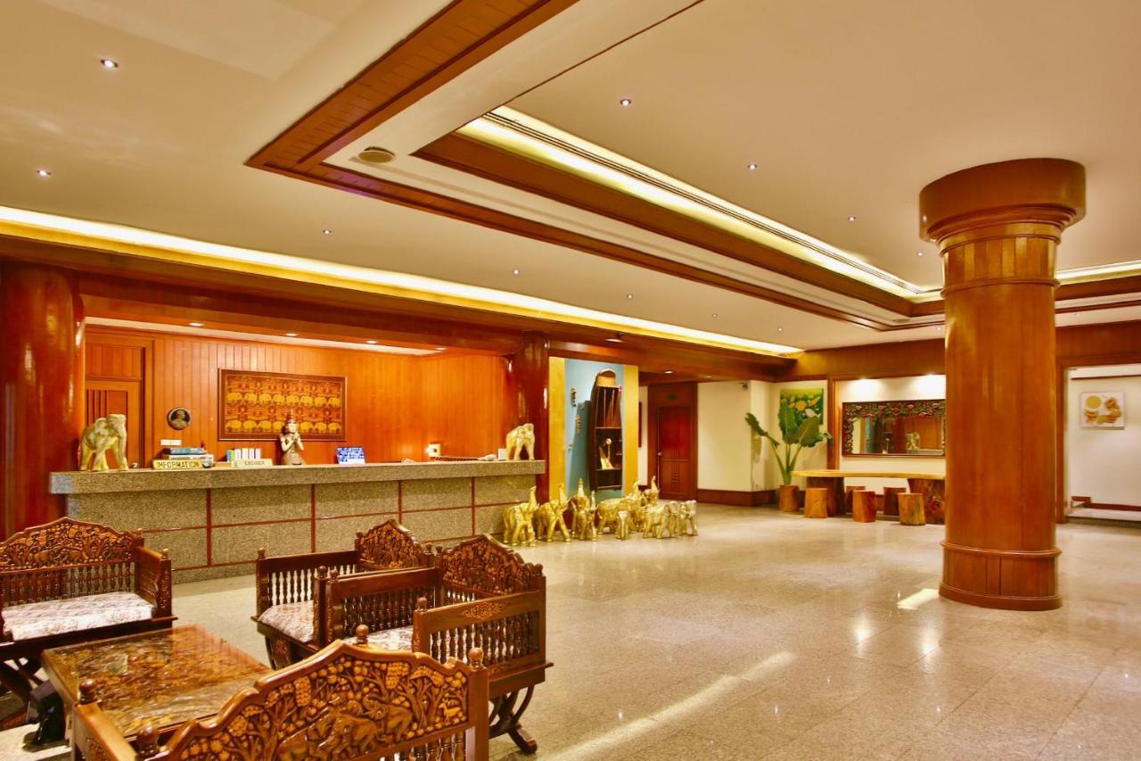 Thapaeplacehotel Chiang Mai Luaran gambar